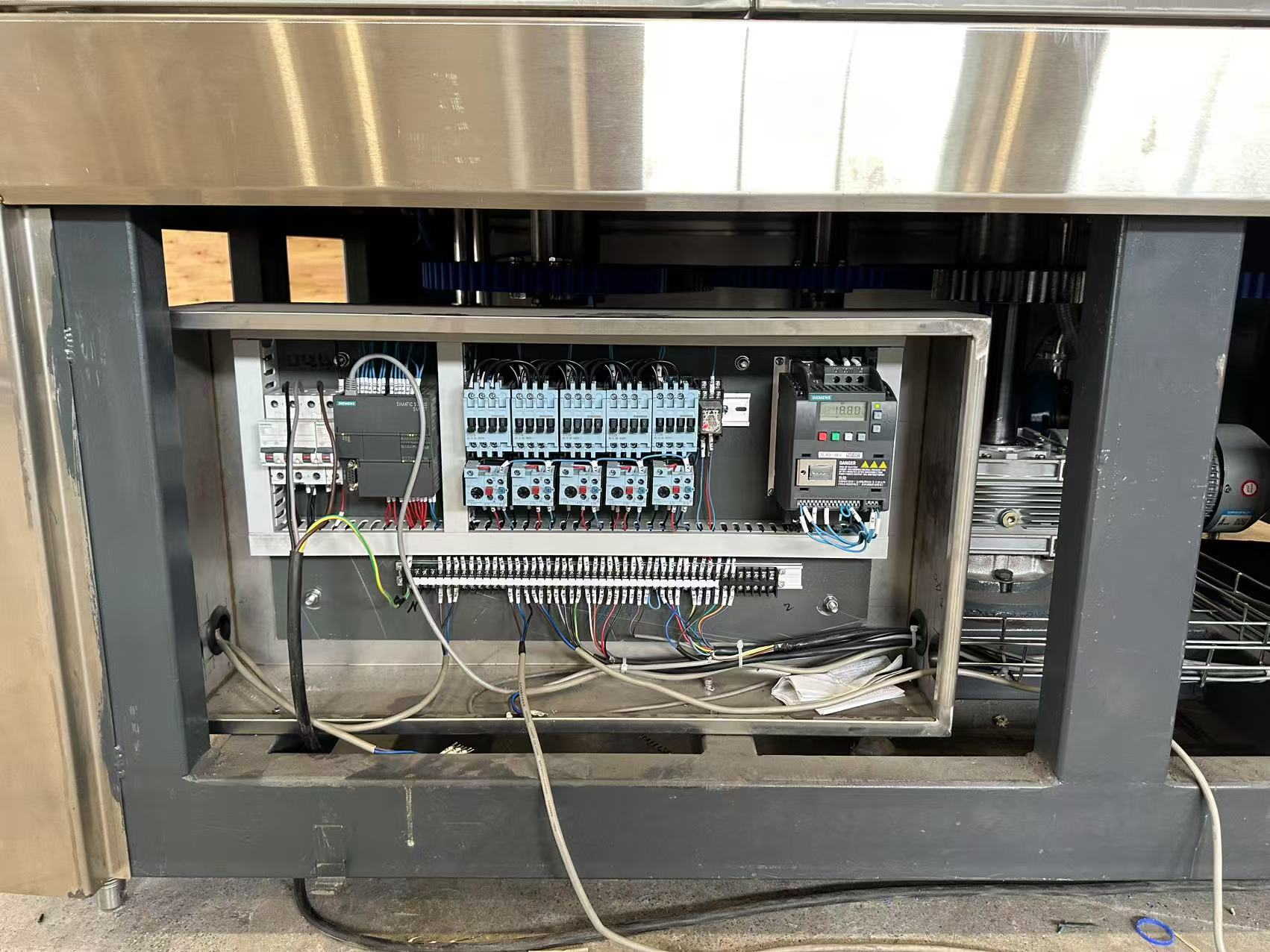 Product Name: Bottled Water filling machine (3-in-1)