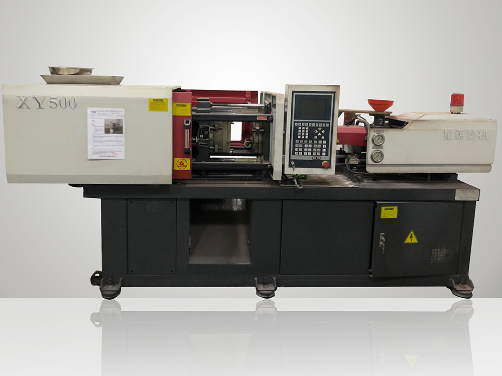 High-speed thin-wall injection molding machine