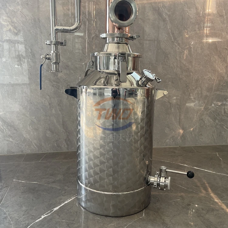 Tower copper household hydrosol distiller