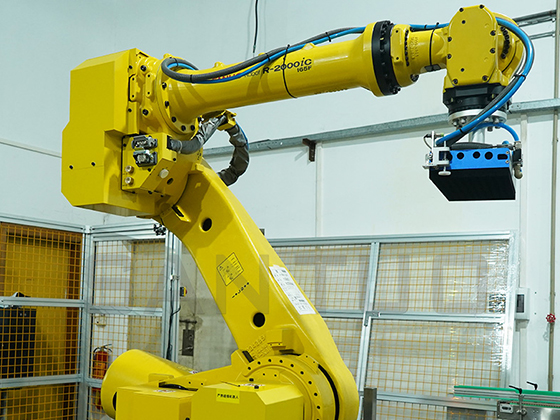 Automatic Unstacking and Feeding System