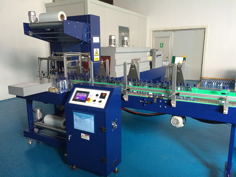 Automatic PE Film Shrink Wrapping Machine for Versatile Bottles