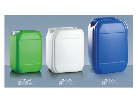 PLASTIC KETTLES