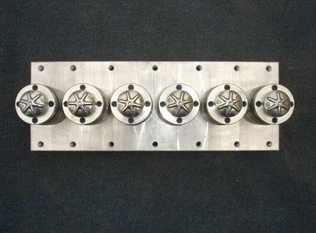 Blowing machine mold