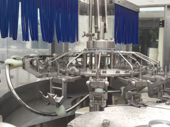 BY-XGF-18-18-6 Three-in-One Filling Machine