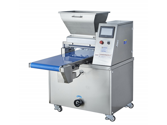 Cake filling machine