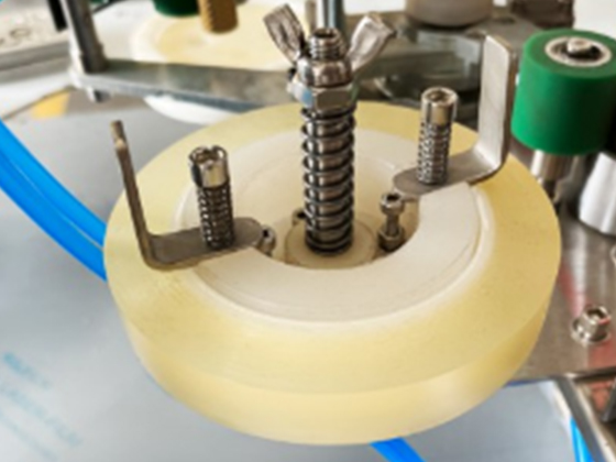 SEMI AUTOMATIC BOX AND CAN MOUTH SEALING MACHINE