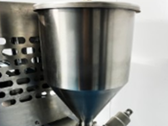 FULLY AUTOMATIC EGG BRUSHING MACHINE
