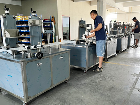 SEMI AUTOMATIC BOX AND CAN MOUTH SEALING MACHINE