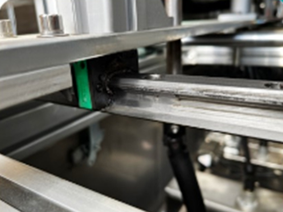 LINEAR PAPER BOX SEALING MACHINE