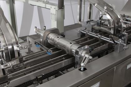 Automatic Biscuit Sandwiching Machine with High-Speed Cream Filling & Packaging