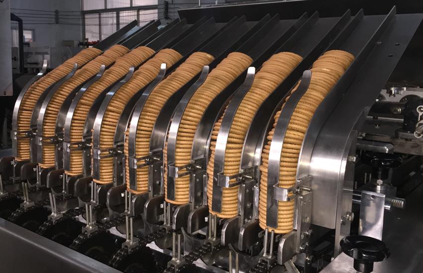 DM8 Automatic Chocolate & Jam Biscuit Depositing Machine - High-Speed Topping System 