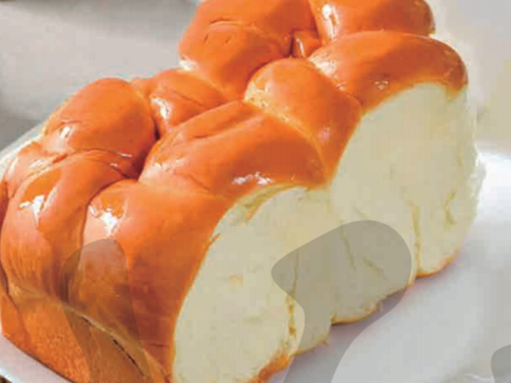 Bread improver for dough kneading and rolling
