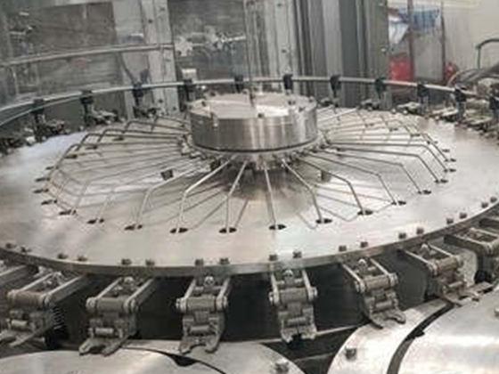 Carbonated Beverage Filling Machine