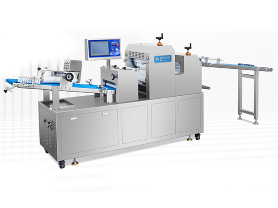 Three-wheel forming machine