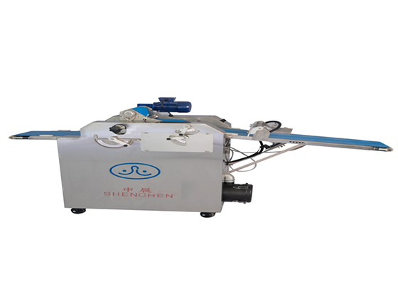Single-row Croissant Rolling Machine