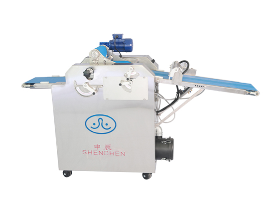 Single-row Croissant Rolling Machine
