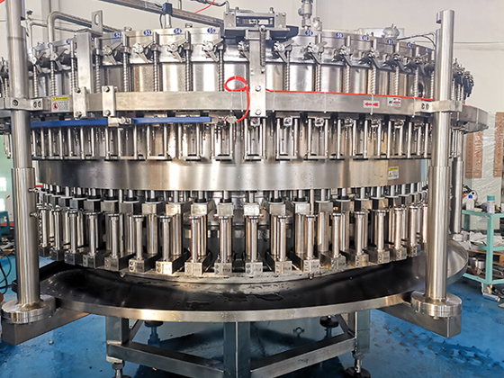 Carbonated Drink Filling Machine---DXGF14-12-5	