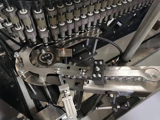 Automatic PET Blow Molding Machine
