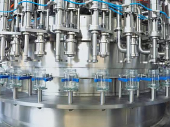 Sauce filling machine
