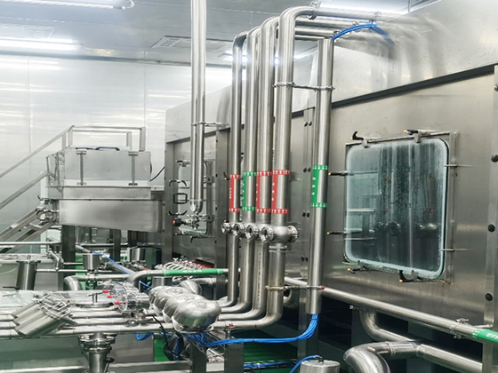 Sterile/ultra-clean filling machine