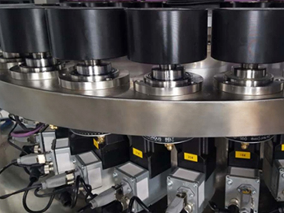 Full automatic rotary high-speed visual inspection full servo positioning self-adhesive labeling machine---RYRS-830CM-2