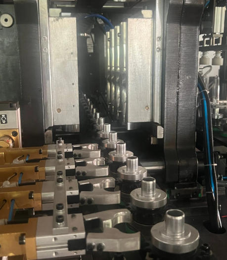 HY-4000 automatic bottle blowing machine