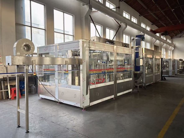 BY-XGF-12-12-4 1200BPH PET Bottle Washing, Filling, and Capping Machine for Barrel Water