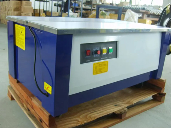 KZ900L semi-automatic low desk strapping machine