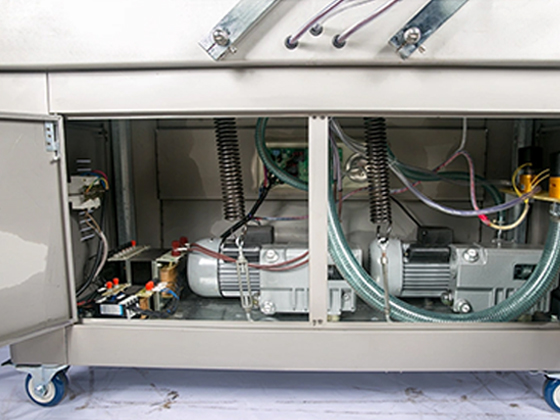 DZ500-2SB Double chamber vacuum packager (Option: with gas flushing)