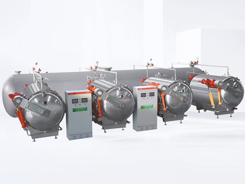 Non-fried fruit and vegetable crisp vacuum flash dryer