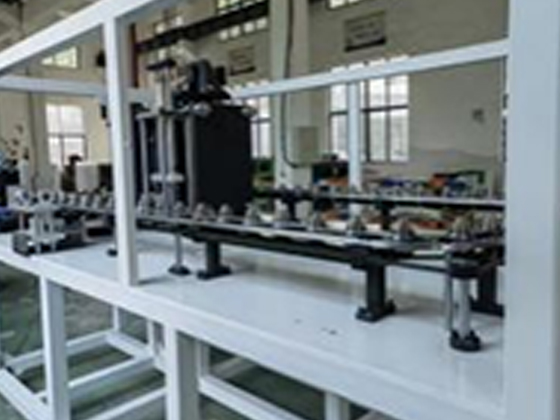 YDBA-2L-2 fully automatic one-out-of-two PET bottle blowing machine