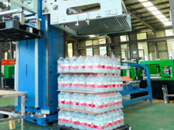 Column rotary palletizing machine