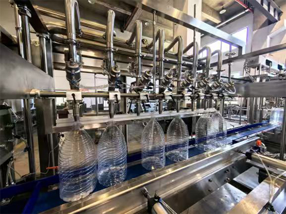 Linear disposable barrel water filling machine (10-liter 800 barrels)--- CGF8-8-2