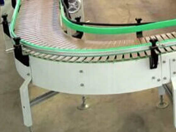 Multi-row linear transmission box chain