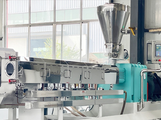  Twin-Screw Extruder---LTE-72B