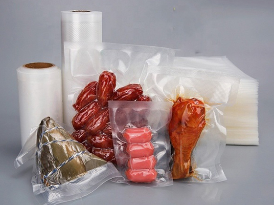 Vacuum packaging bag