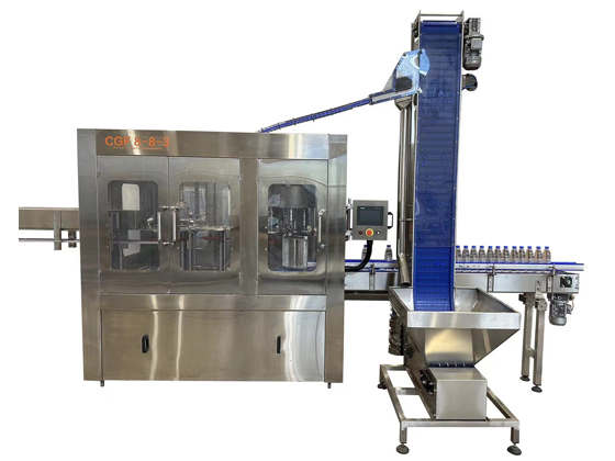2000BPH PET Bottle Washing, Filling, and Capping Machine for Mineral Water---BY-XGF-8-8-3