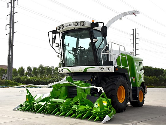 9QS-3600T ---  Self-propelled Green Forage Harvester