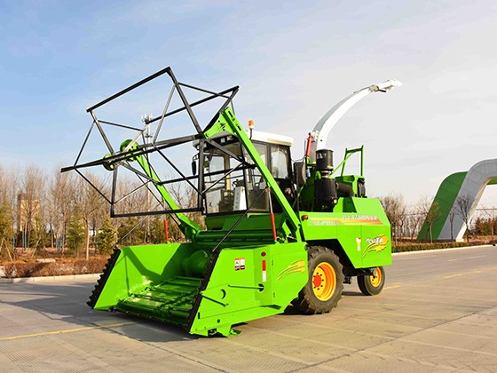 9QZ-2900B(G4)---Self-Propelled Forage Harvester