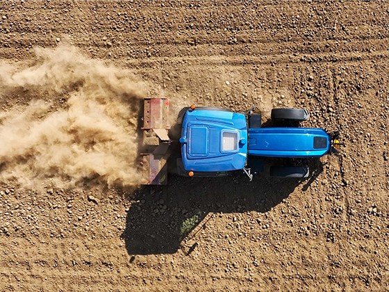 Intelligent and Fully-electric Utility Tractor---VOLTOR 954 ET