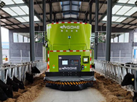 Feeding and pushing robot - EGK 1200
