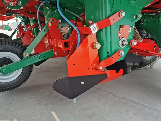 High Adaptability Large Potato Planter 2CM-4