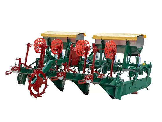 3ZMP-360 Potato cultivating soil fertilizing machine