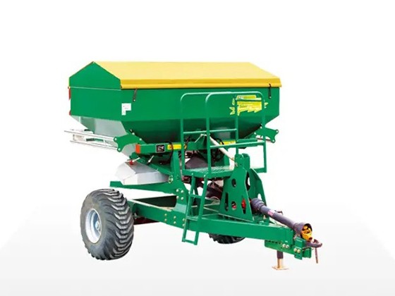 1TF-2500-36 Tractor-Mounted Fertilizer Spreader