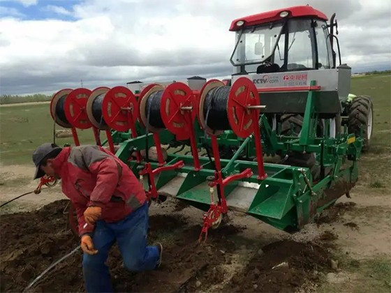 3ZMP-360 Potato cultivating soil fertilizing machine