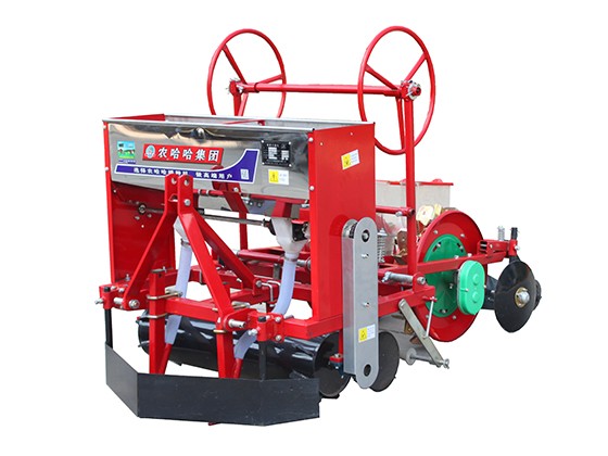 2MBSF-2/4 Film-mulching and fertilizing corn planter