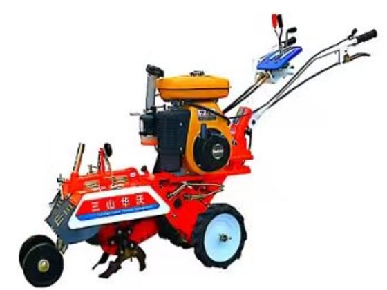 ST306 Four-wheel drive ditching and cultivating machine