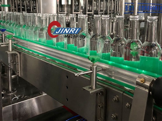 Glass Bottle Carbonated Soda Water Filling Production Line---DCGF32-32-10