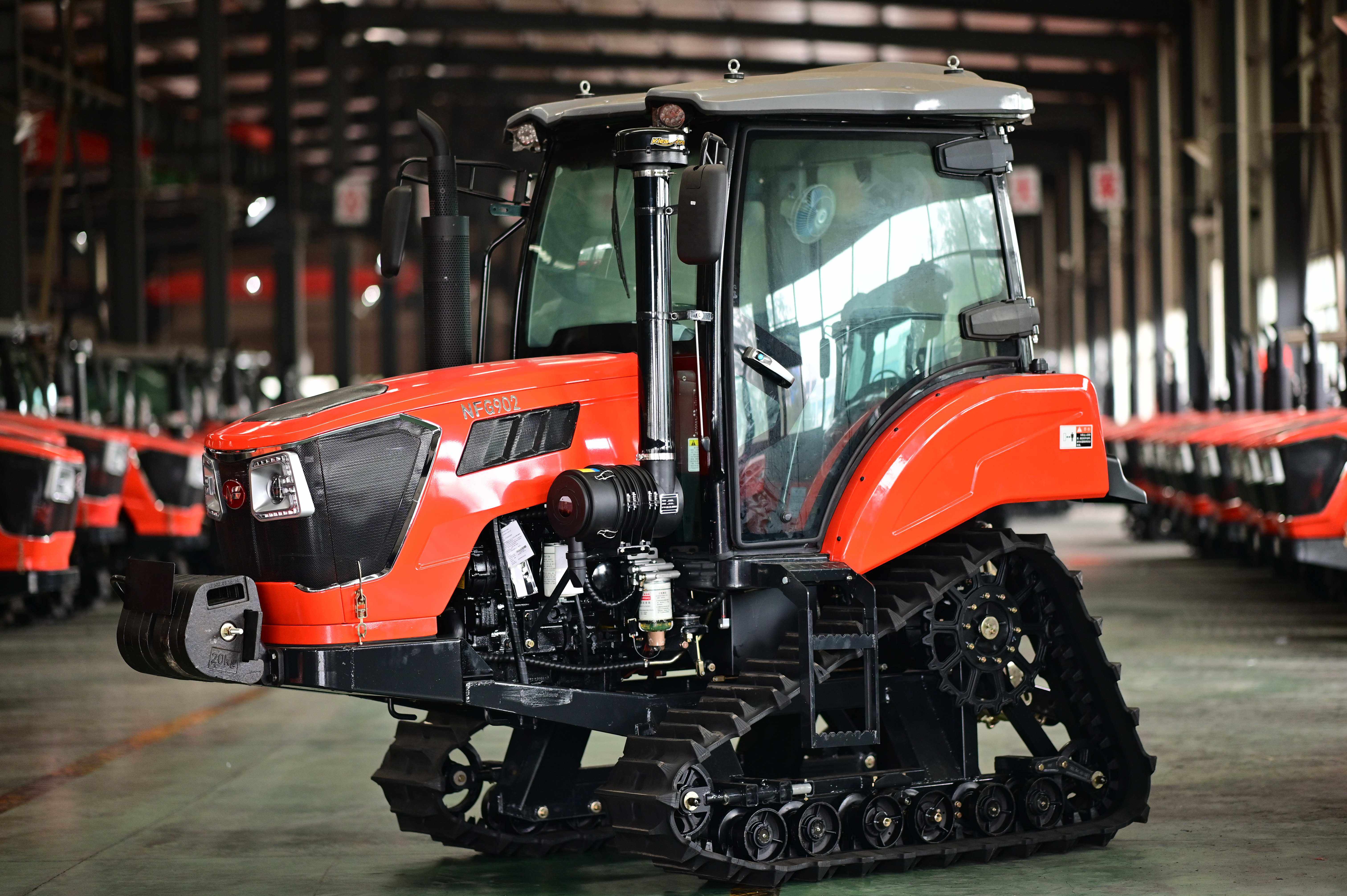 Eco-Friendly Rubber Track Tractor for Agriculture NFG902