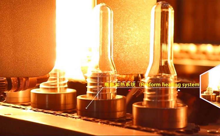 Fully Automatic PET Blow Molding Machine for 2L Bottles LX-4EL